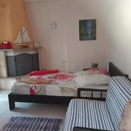 Oasis Apartamento Nea Michaniona